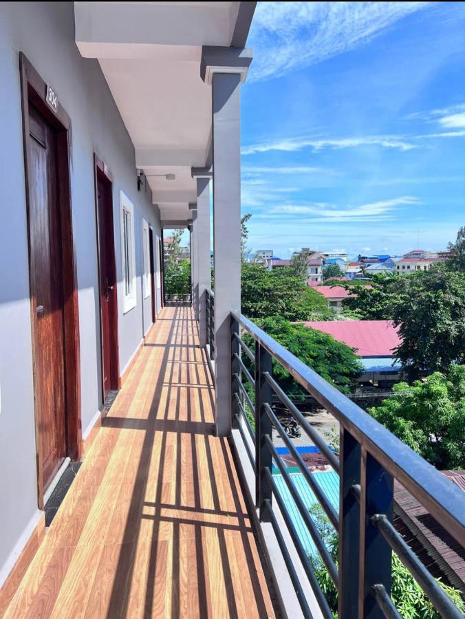 Kro Nhep Guesthouse กำปอต ภายนอก รูปภาพ
