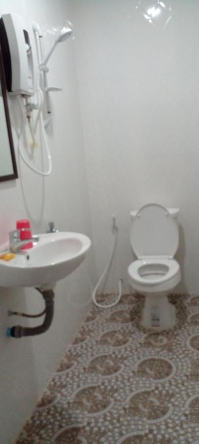 Kro Nhep Guesthouse กำปอต ภายนอก รูปภาพ